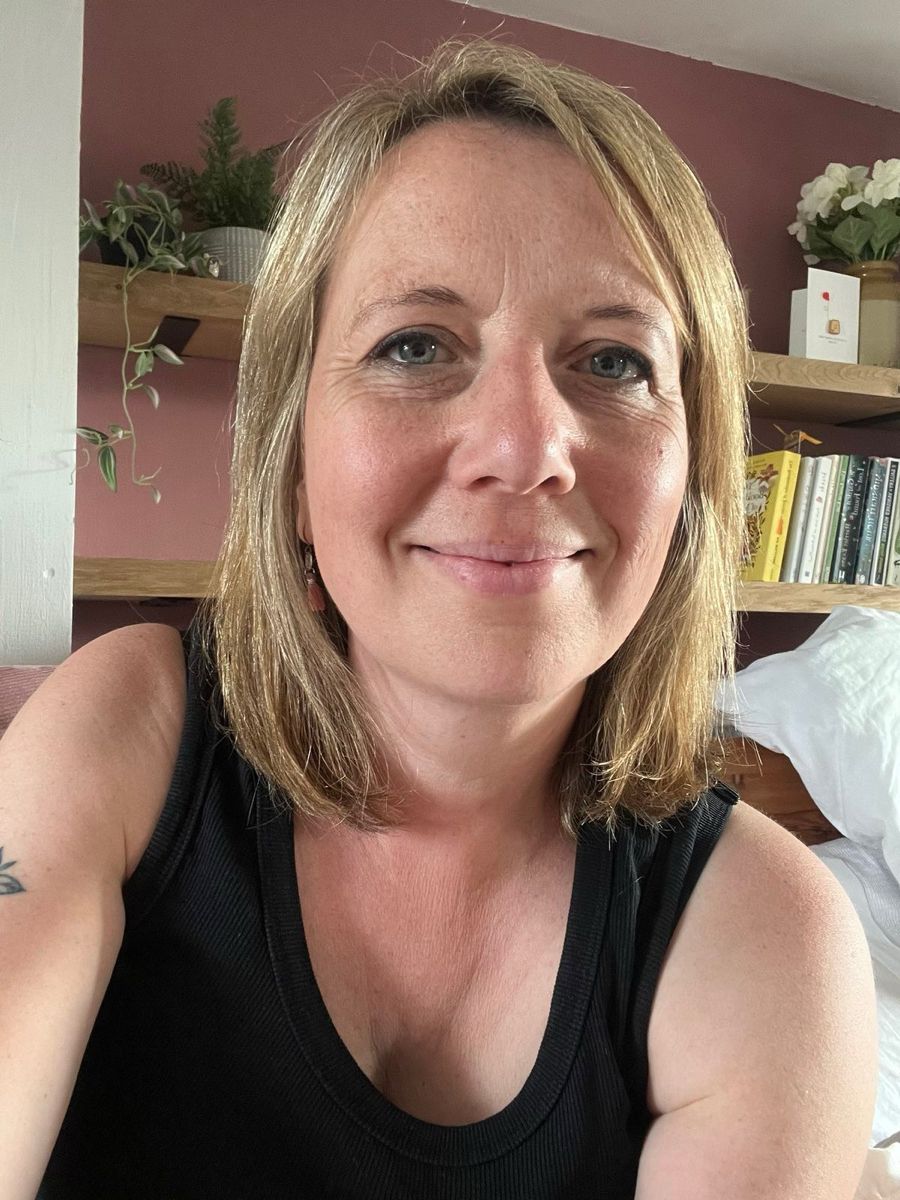 <h2><strong>See Why Everyone Loves   Herla</strong></h2>